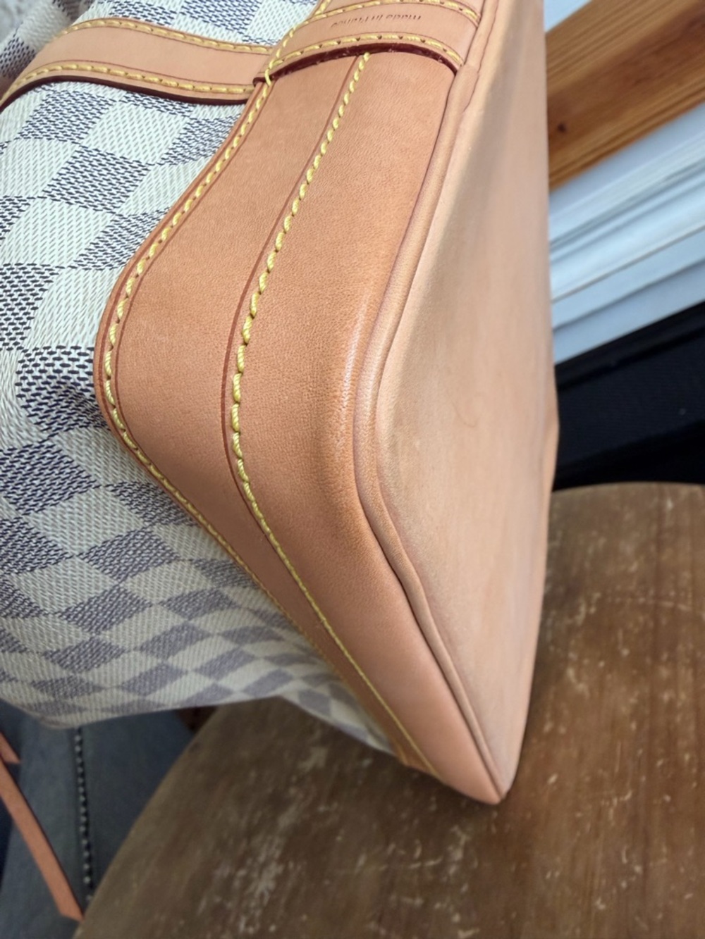 Louis Vuitton Noe GM in Damier Azur Drawstring Bucket Shoulder Bag - Picture 7 of 16